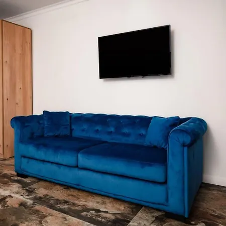 Holiday Deluxe Studio Mamaia Nord Cu Parcare Privata Апартаменты Нэводари