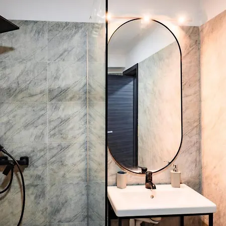 Holiday Deluxe Studio Mamaia Nord Cu Parcare Privata Апартаменты *
